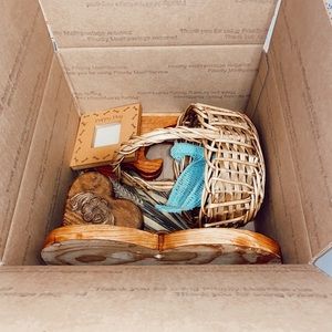 Bundled Decoration Box